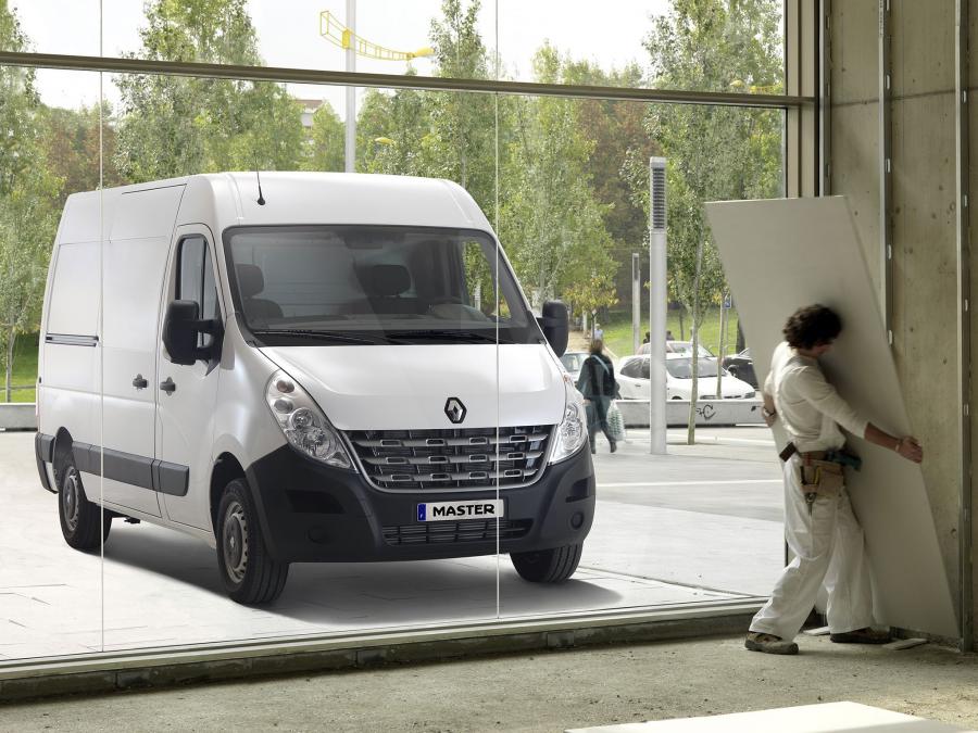  Renault Master L2H2 Van 2010 года  (фото 10 из 41)